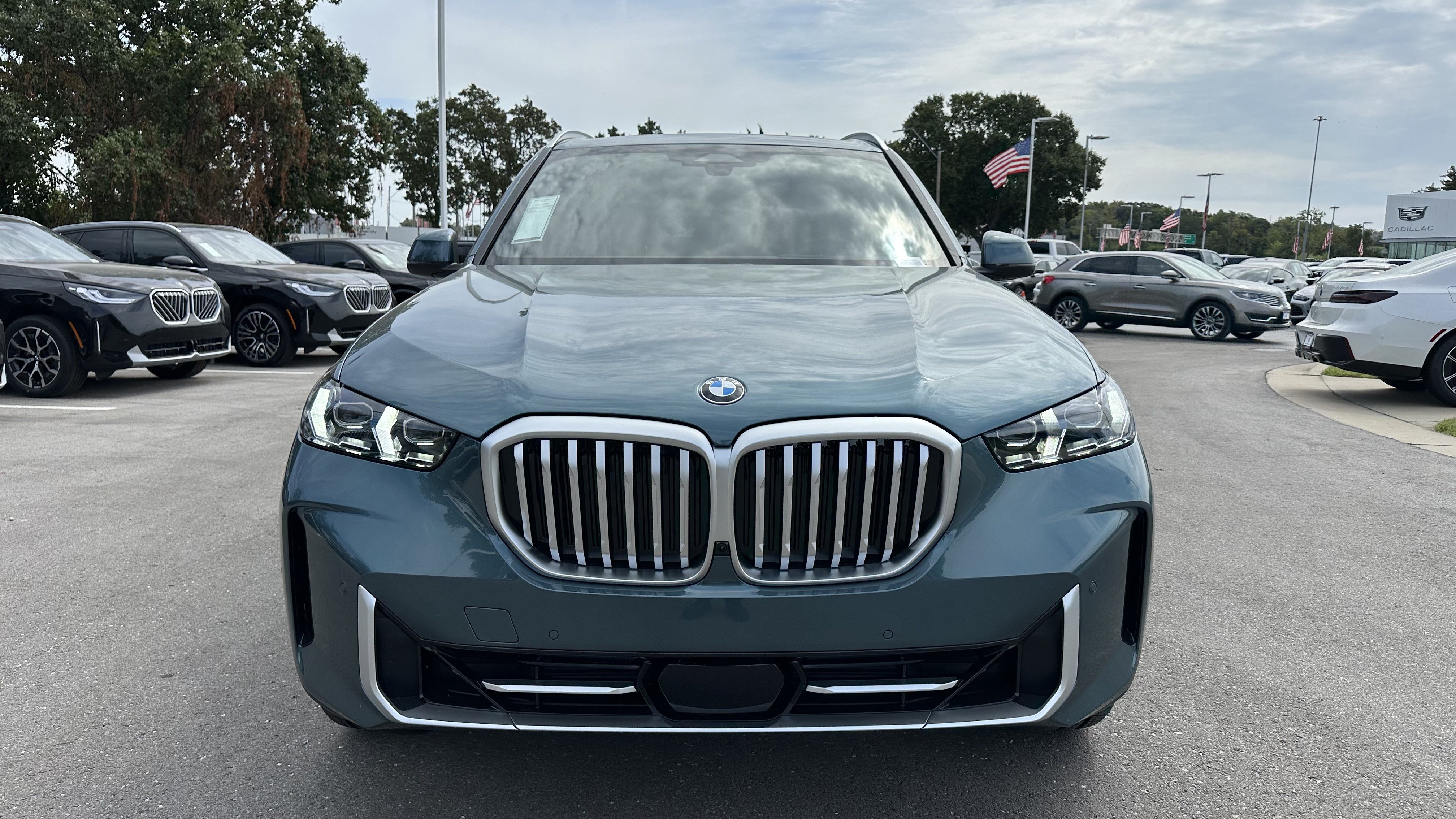 Certified 2026 BMW X5 xDrive40i w/ Climate Comfort Package AWD/4WD image 3