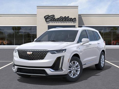 New 2025 Cadillac XT6 Luxury image 7