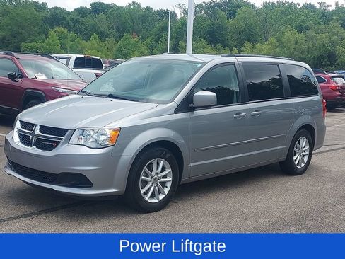 Used 2015 Dodge Grand Caravan SXT FWD image 3