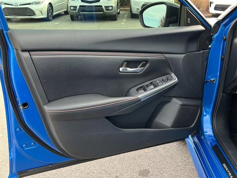 Certified 2025 Nissan Sentra SR image 25