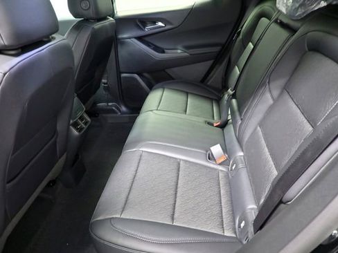 New 2026 Chevrolet Equinox LT w/ Convenience Package II image 11