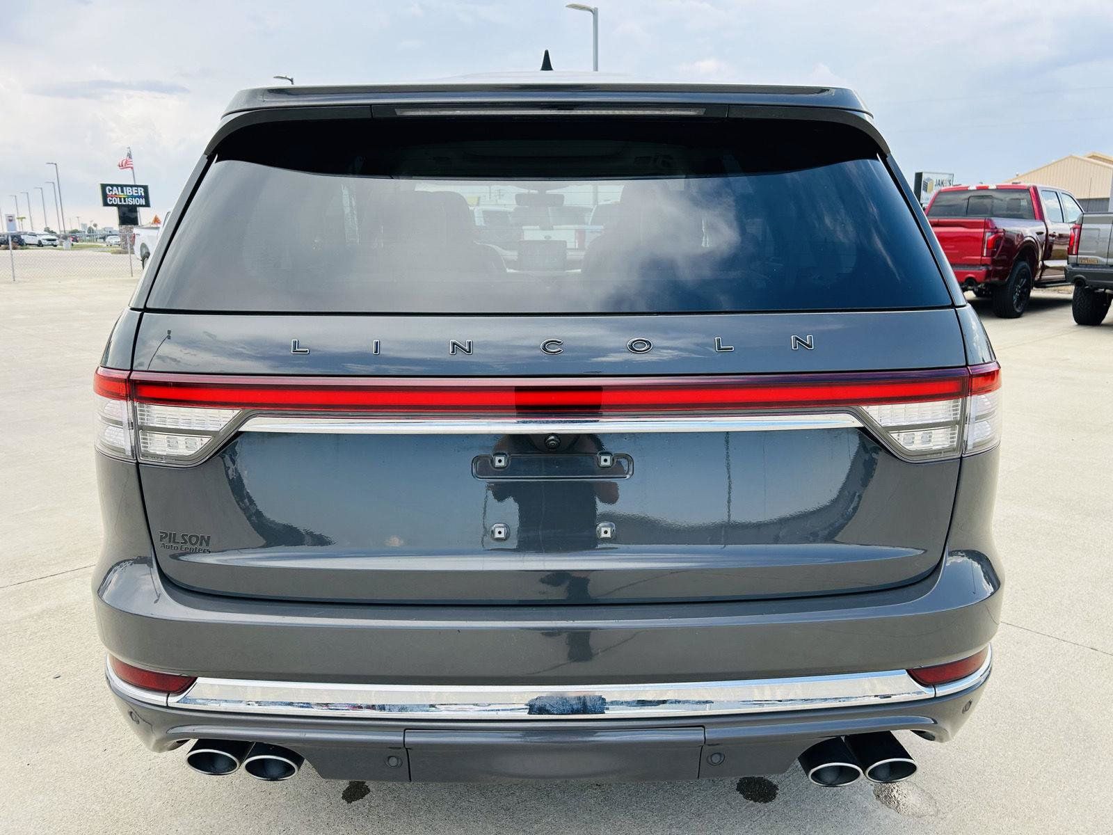 Used 2020 Lincoln Aviator Black Label w/ Class IV Trailer Tow Package AWD/4WD image 46