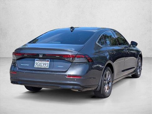 Used 2023 Honda Accord EX-L image 5