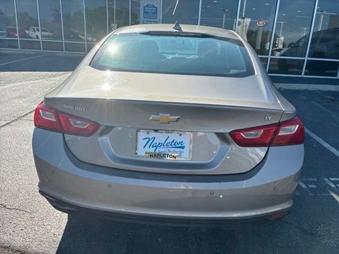 Used 2025 Chevrolet Malibu LT FWD image 4
