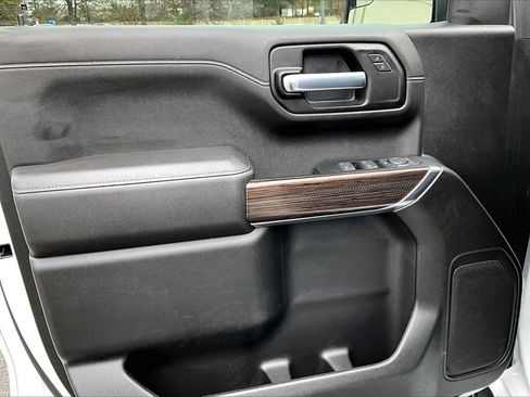 Used 2021 Chevrolet Silverado 1500 RST image 24