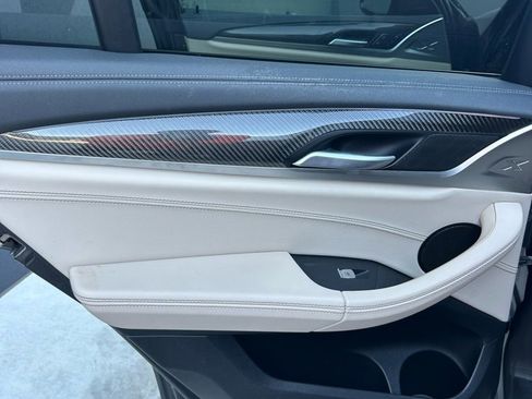 Used 2021 BMW X4 xDrive30i w/ M Sport Package image 11