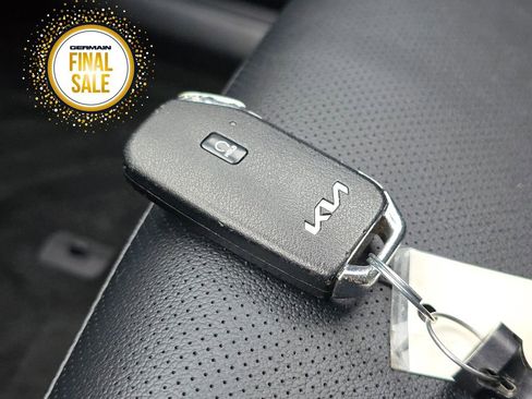 Certified 2023 Kia Sportage EX image 32