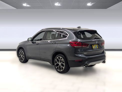 Used 2021 BMW X1 xDrive28i w/ Premium Package image 2
