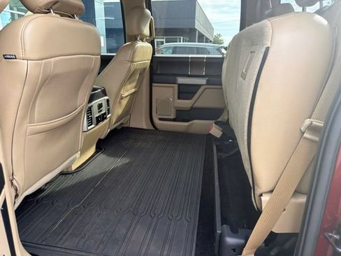 Used 2017 Ford F150 Lariat w/ Equipment Group 502A Luxury AWD/4WD image 20