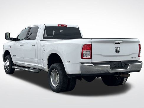 Used 2021 RAM 3500 Big Horn image 25