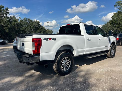 Used 2019 Ford F250 Lariat w/ Lariat Value Package image 3