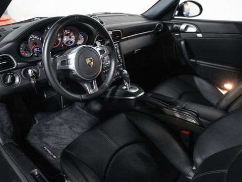 Used 2011 Porsche 911 Turbo S image 26