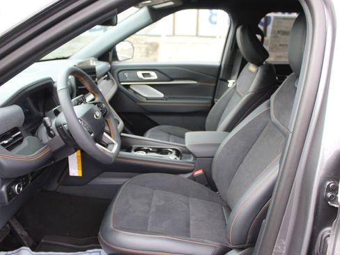 New 2026 Ford Explorer Tremor w/ Tremor Ultimate Package AWD/4WD image 25