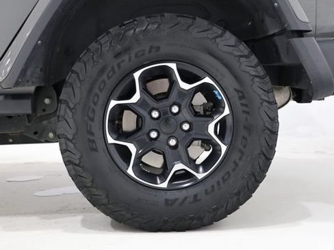 Used 2022 Jeep Wrangler Unlimited Rubicon 4xe w/ Dual Top Group AWD/4WD image 9