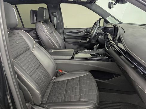 Used 2023 Cadillac Escalade V image 25