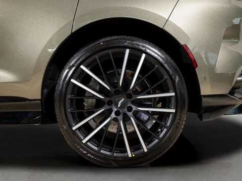 New 2026 Aston Martin DBX 707 image 10