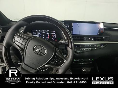 Used 2020 Lexus ES 350 w/ Premium Package FWD image 7