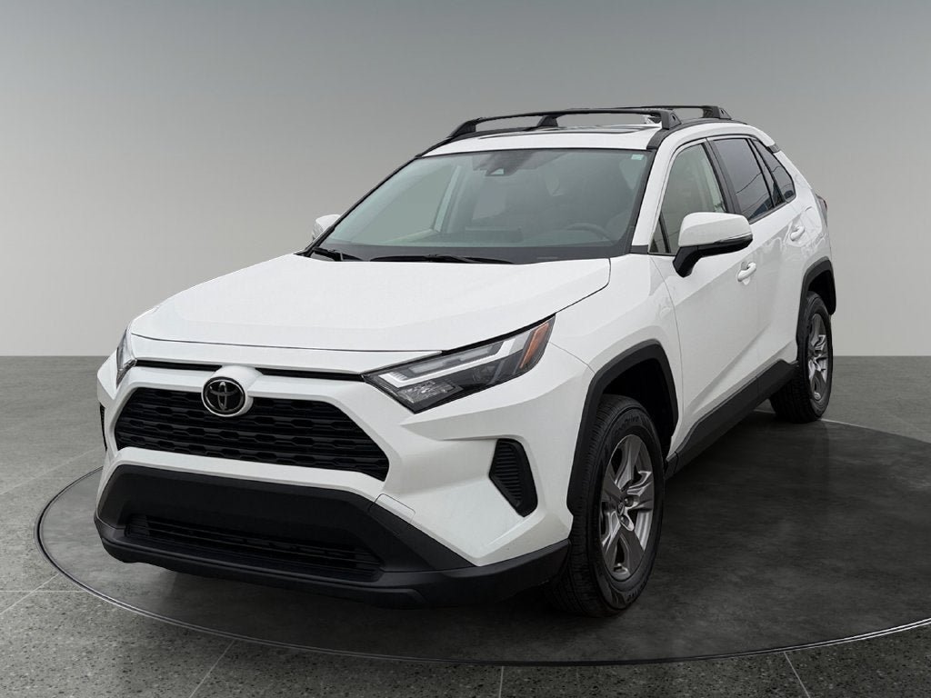Used 2023 Toyota RAV4 XLE w/ Convenience Package AWD/4WD image 3