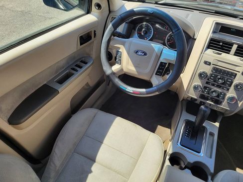 Used 2010 Ford Escape XLT FWD image 22