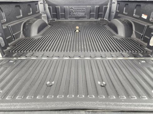 Used 2024 Chevrolet Silverado 2500 LT AWD/4WD image 36