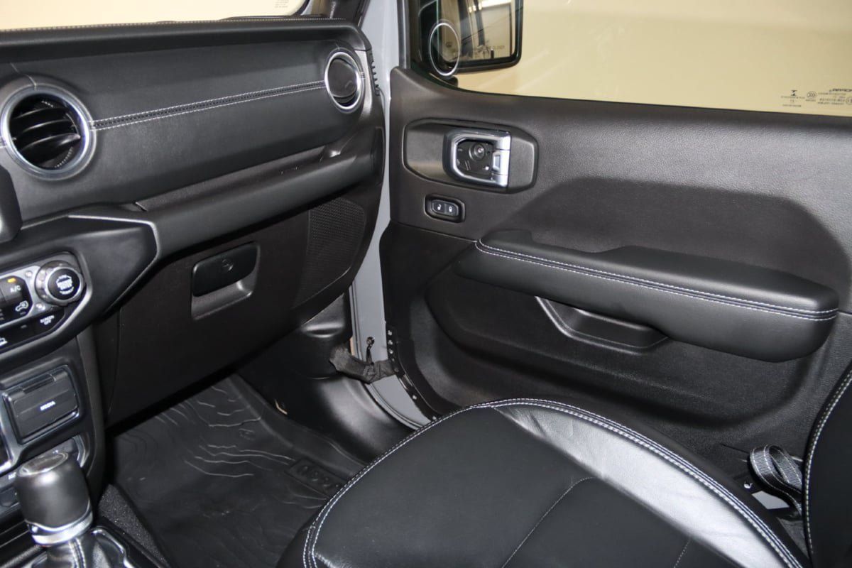 Used 2021 Jeep Gladiator Overland w/ Popular Equipment Package AWD/4WD image 60