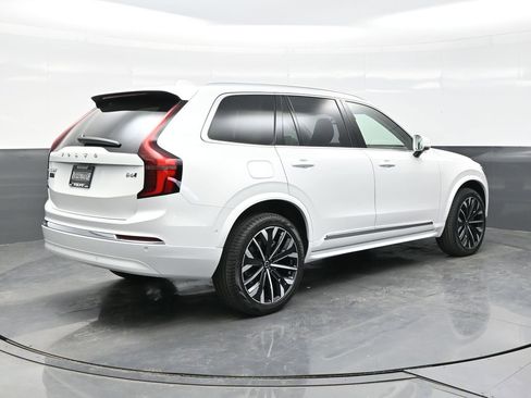 New 2026 Volvo XC90 B6 Ultra w/ Protection Package AWD/4WD image 7