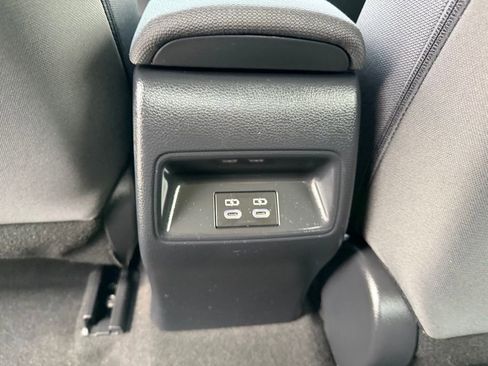 Used 2024 Toyota Corolla LE image 25