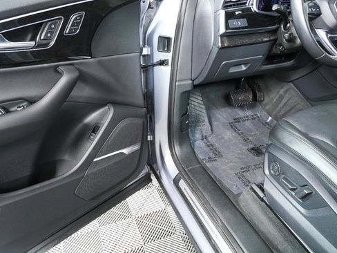 Used 2020 Audi Q7 3.0T Premium Plus w/ Premium Plus Package image 8