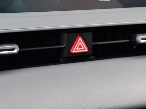 Used 2024 Hyundai Ioniq 5 Limited image 29