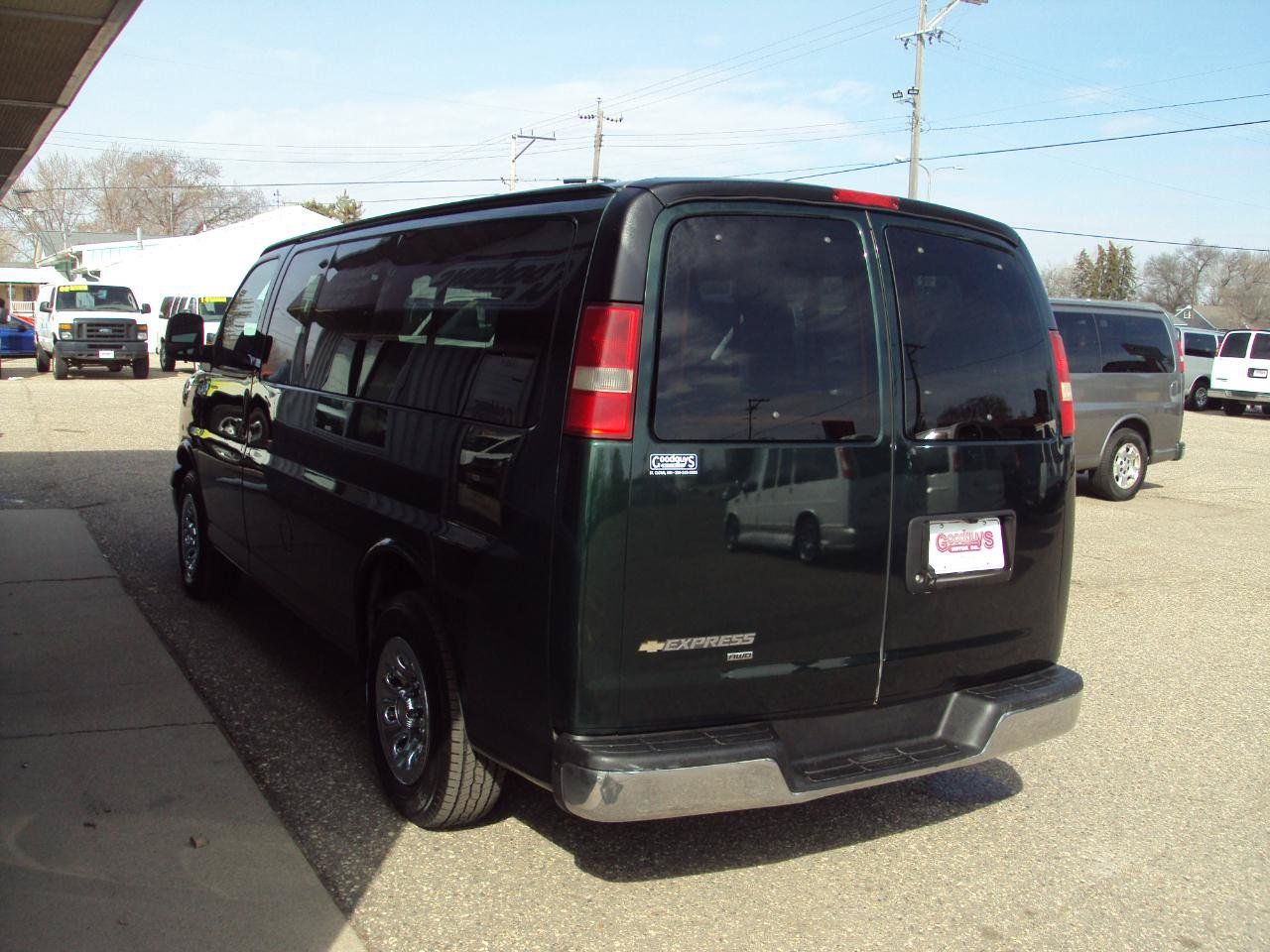 Used 2014 Chevrolet Express 1500 LT w/ LT Preferred Equipment Group AWD/4WD image 5