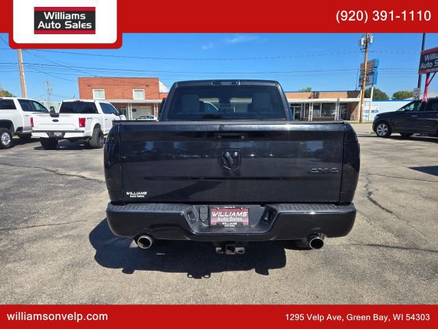 Used 2017 RAM 1500 Express w/ Black Ram 1500 Express Group AWD/4WD image 4