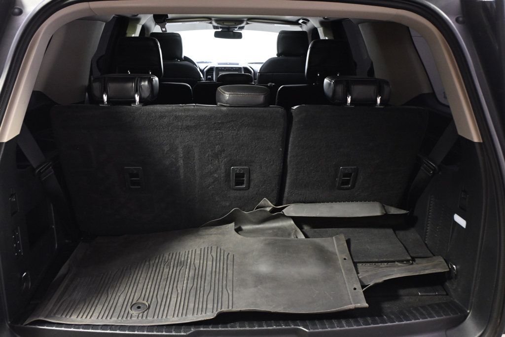 Used 2020 Ford Expedition Platinum AWD/4WD image 19