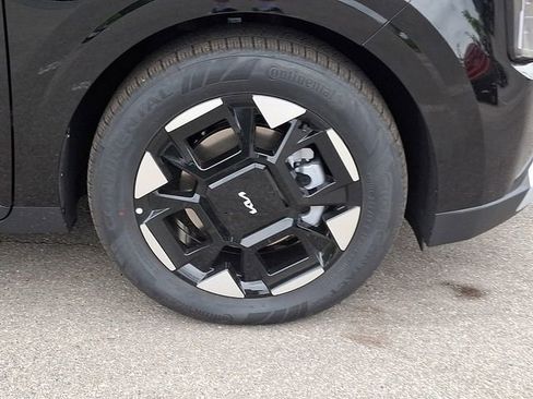 New 2026 Kia Carnival EX FWD image 7