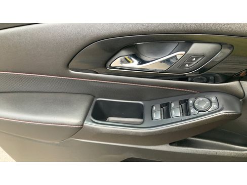 Used 2022 Chevrolet Traverse RS AWD/4WD image 14