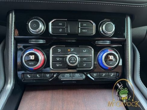 Used 2023 GMC Yukon Denali Ultimate w/ LPO, Floor Liner Package image 14