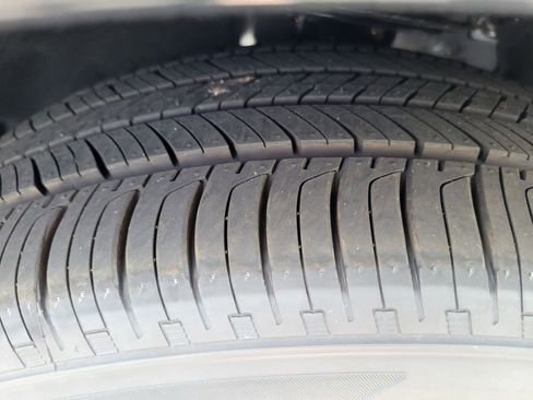 New 2026 Honda HR-V EX-L image 11