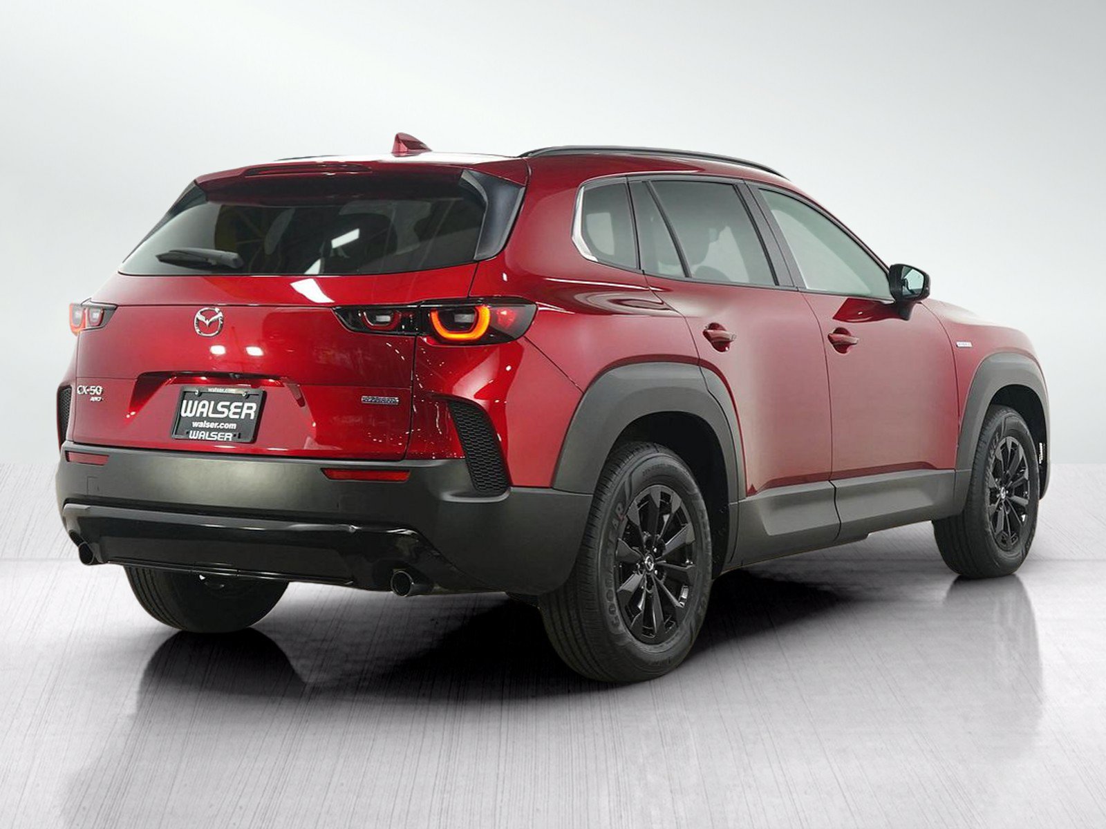 Used 2025 MAZDA CX-50 AWD 2.5 Hybrid w/ Premium Pkg image 5