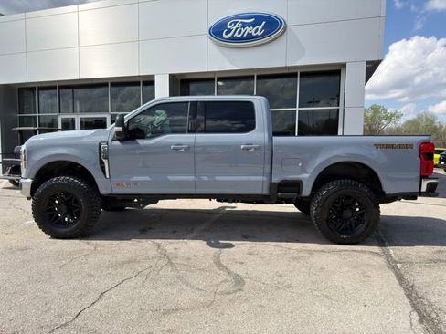 Used 2024 Ford F250 Lariat w/ Lariat Ultimate Package AWD/4WD image 4