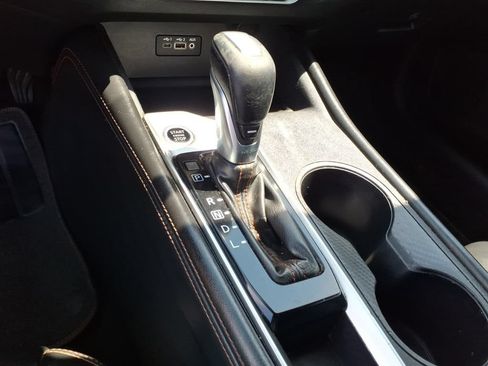 Used 2020 Nissan Altima 2.5 SR w/ Premium Package FWD image 15