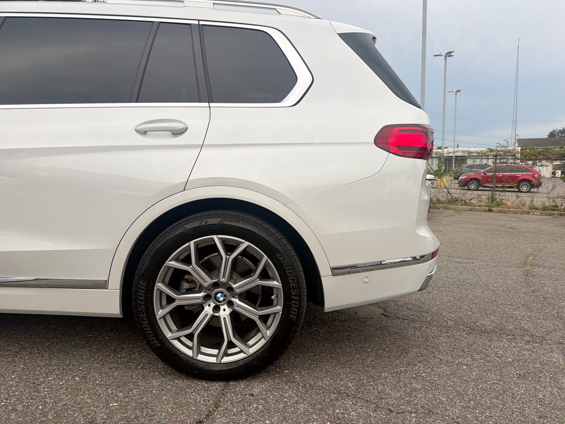Used 2019 BMW X7 xDrive40i w/ Premium Package AWD/4WD image 29