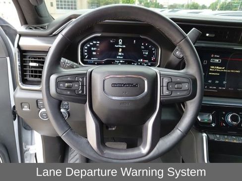 Used 2024 GMC Sierra 3500 Denali Ultimate AWD/4WD image 10