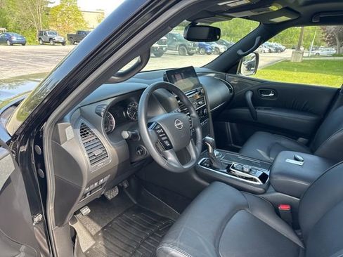 Used 2024 Nissan Armada SL w/ Midnight Edition Package AWD/4WD image 73