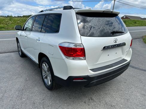 Used 2012 Toyota Highlander Limited w/ Tow Pkg AWD/4WD image 6