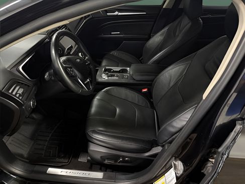 Used 2020 Ford Fusion Titanium FWD image 12