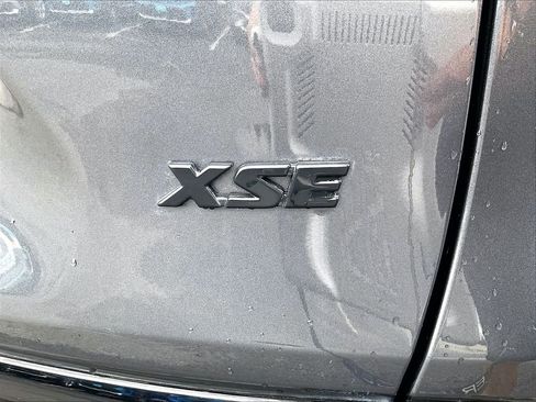Used 2023 Toyota RAV4 XSE w/ Weather Package AWD/4WD image 29