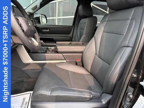 Used 2025 Toyota Tundra Limited AWD/4WD image 16