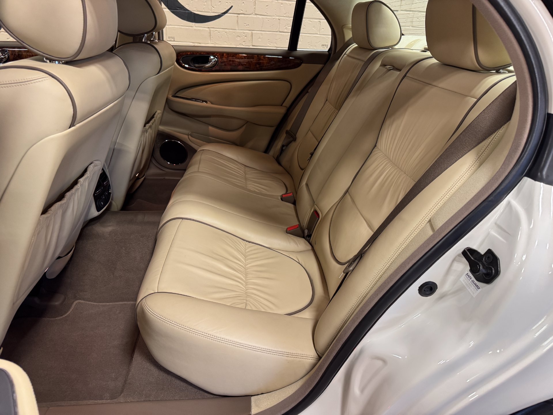Used 2007 Jaguar XJ8 RWD image 37
