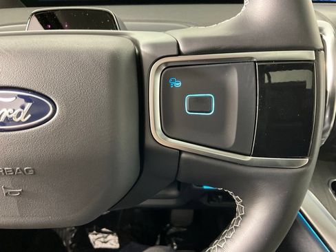 New 2026 Ford Expedition Platinum w/ Platinum Ultimate Package AWD/4WD image 26