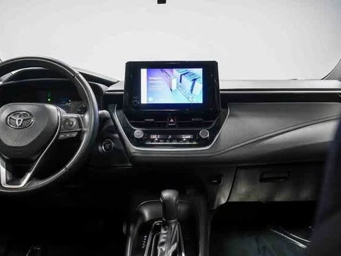 Certified 2024 Toyota Corolla SE image 14