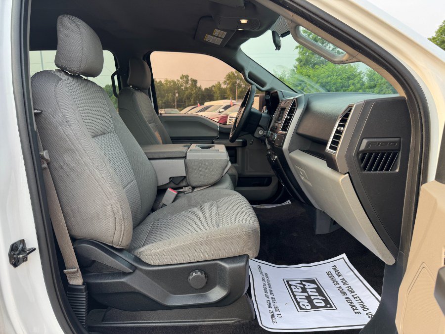 Used 2016 Ford F150 XLT AWD/4WD image 18